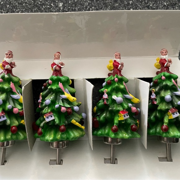 Spode Christmas Tree Set of 4 Canapé Forks - Picture 3 of 5